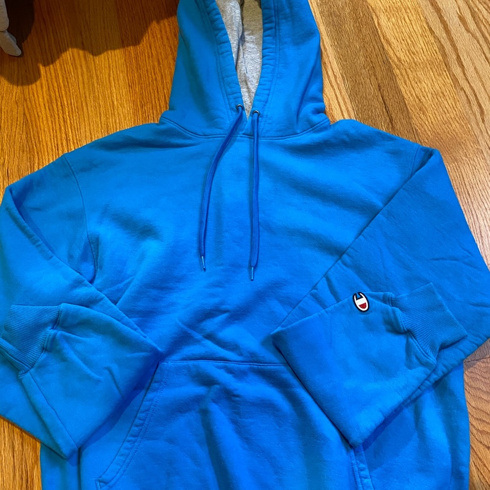 Men’s Blue Champion Hoodie NWOT